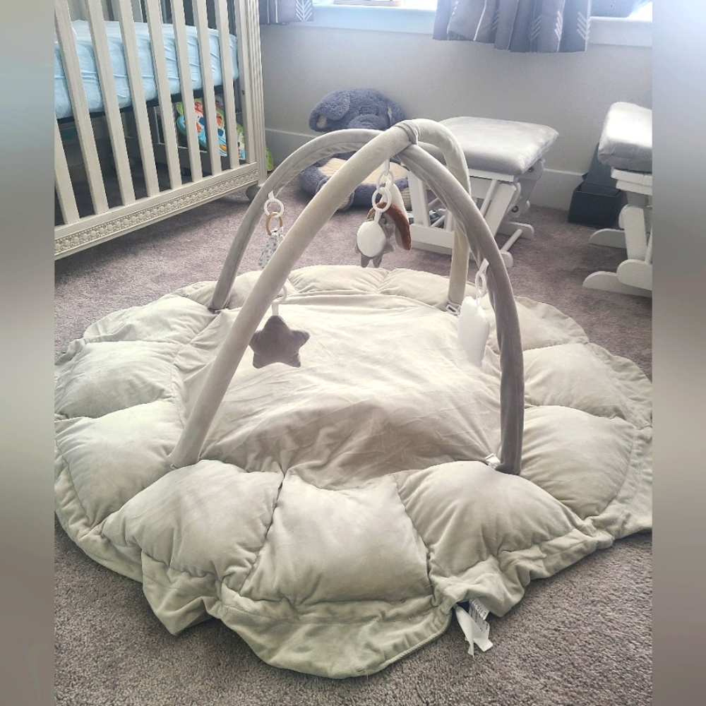 Grey cloud new baby gym